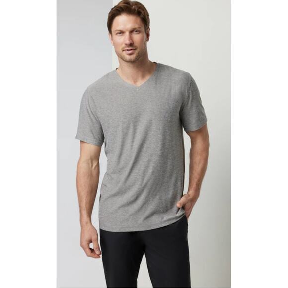 Vuori Other - Vuori Strato Tech V-Neck T-Shirt Men’s Sz. XXL